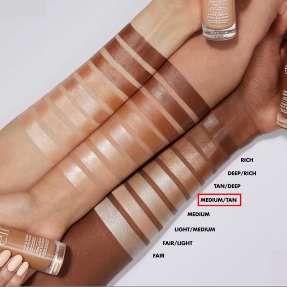 e.l.f. Cosmetics - SHADE 5 MEDIUM/TAN - Halo Glow Liquid Filter & Beauty Sponge - Picture 4 of 12
